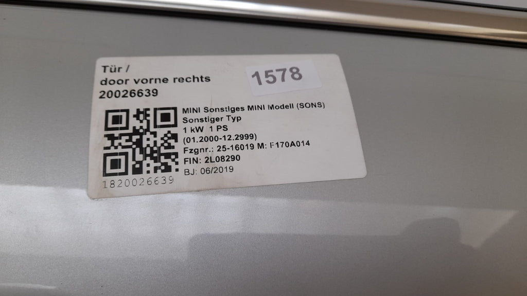 MiNi Cooper SE F56 Tür vorne rechts white-silver metallic right door 41517294266