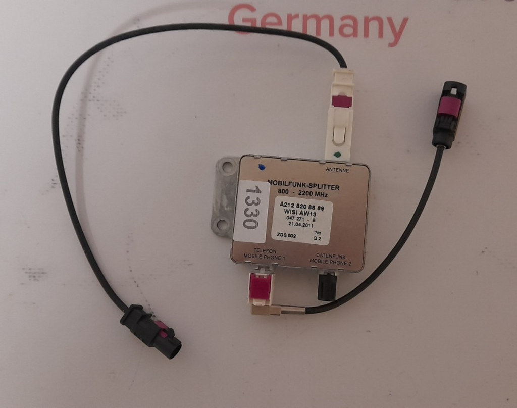 Original MERCEDES E-KLASSE W212 ANTENNENVERSTÄRKER-SPLITTER-MODUL A2128208889