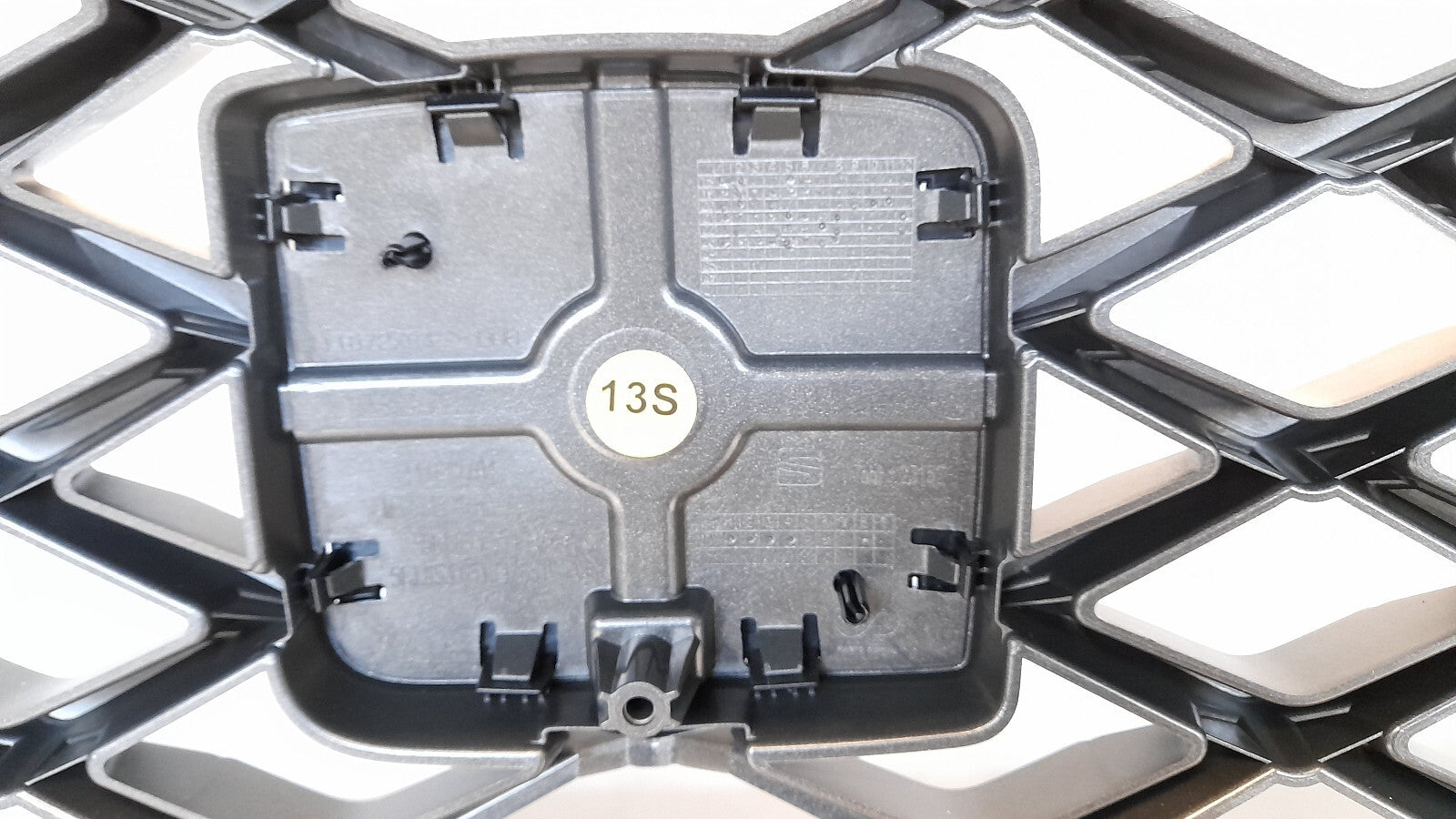 Original Frontstoßstange Stoßstange Vorne SEAT TARRACO I7F URANOGREY