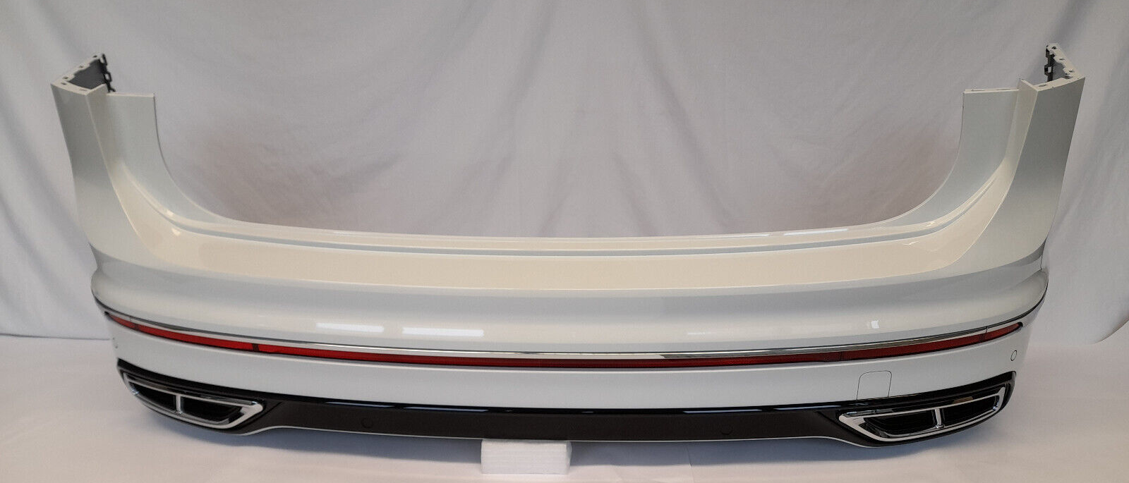 Original VW Tiguan AX1 R-Line Facelift Stoßstange Stoßfänger hinten PureWhiteC9A