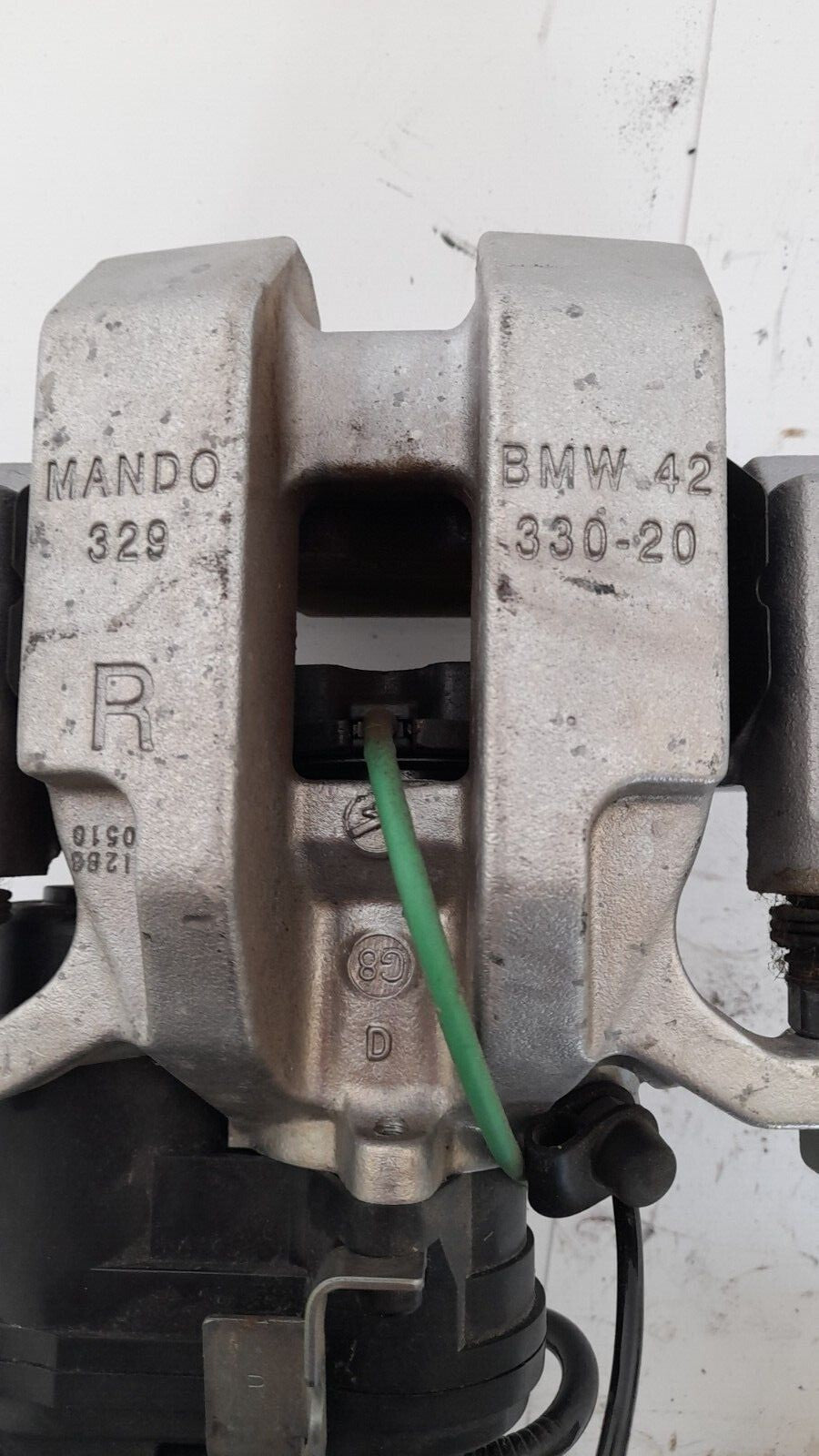 Original BMW G20 G21 G22 G29 Bremssattelgehäuse Träger hinten rechts 8836845