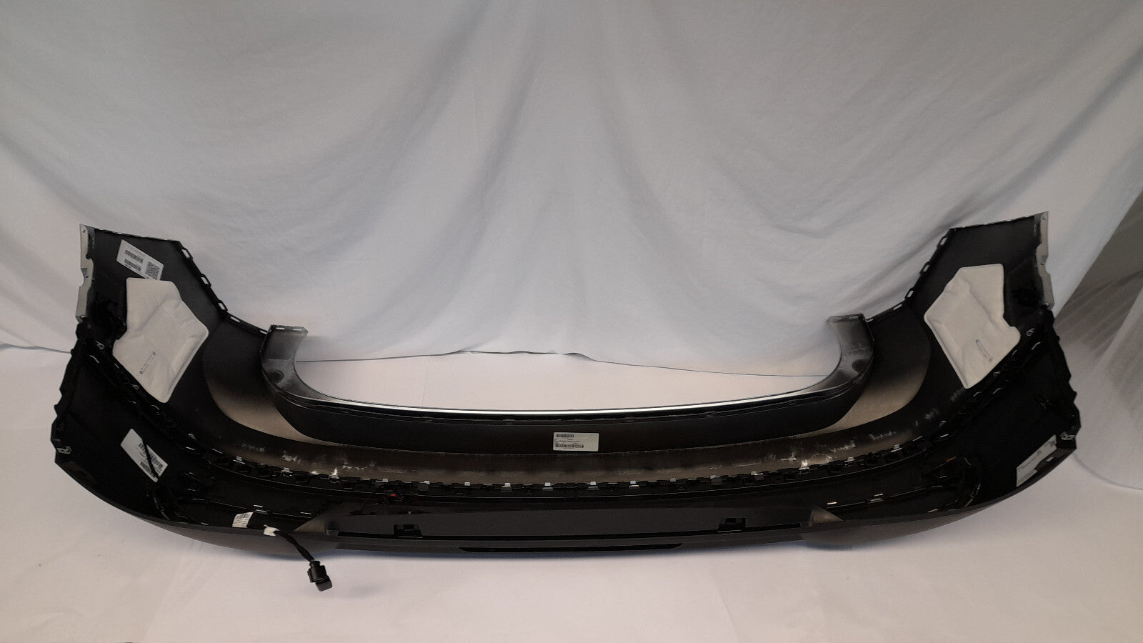 Original VW Tiguan AX1 Facelift Stoßstange Stoßfänger hinten Reflexsilber 6x PDC