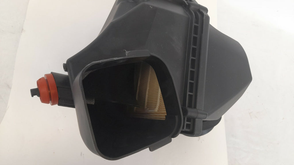 BMW 7er 750LXiA G12 Luftfilterkasten Ansauggeräuschdämpfer intake silencer 