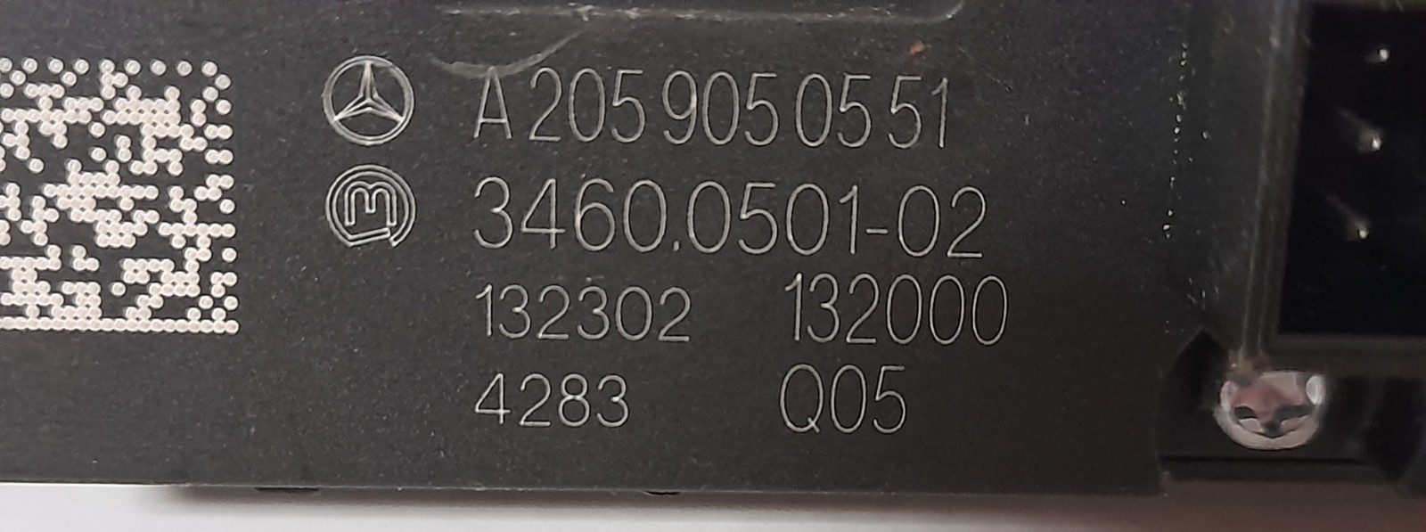 Mercedes Schalter Spurhalteassistent Einparkhilfe Parktronic PDC A2059050551