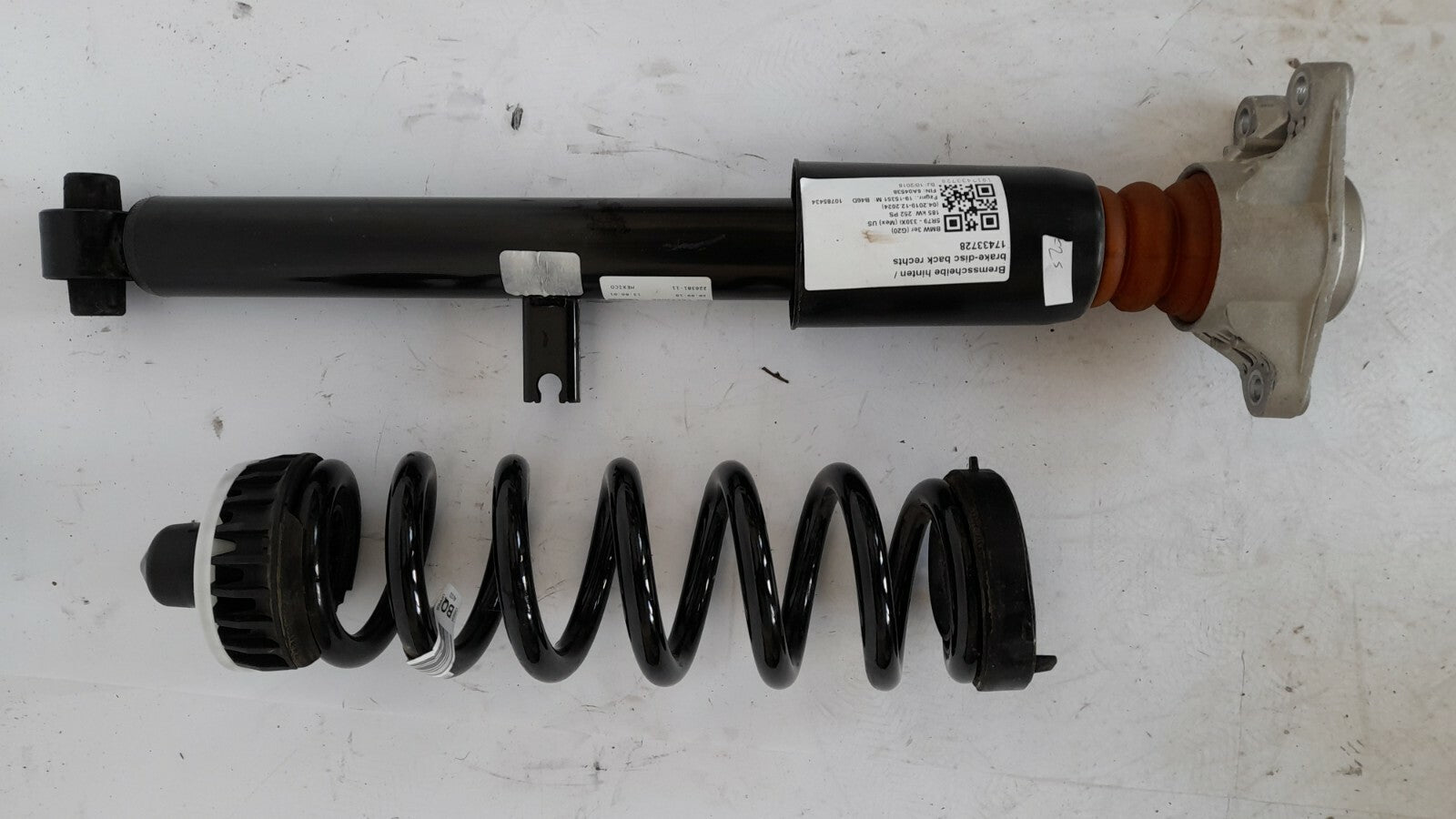 BMW 3er G20 G21 Federbein Stoßdämpfer hinten rechts Zusatzdämpfer shock absorber