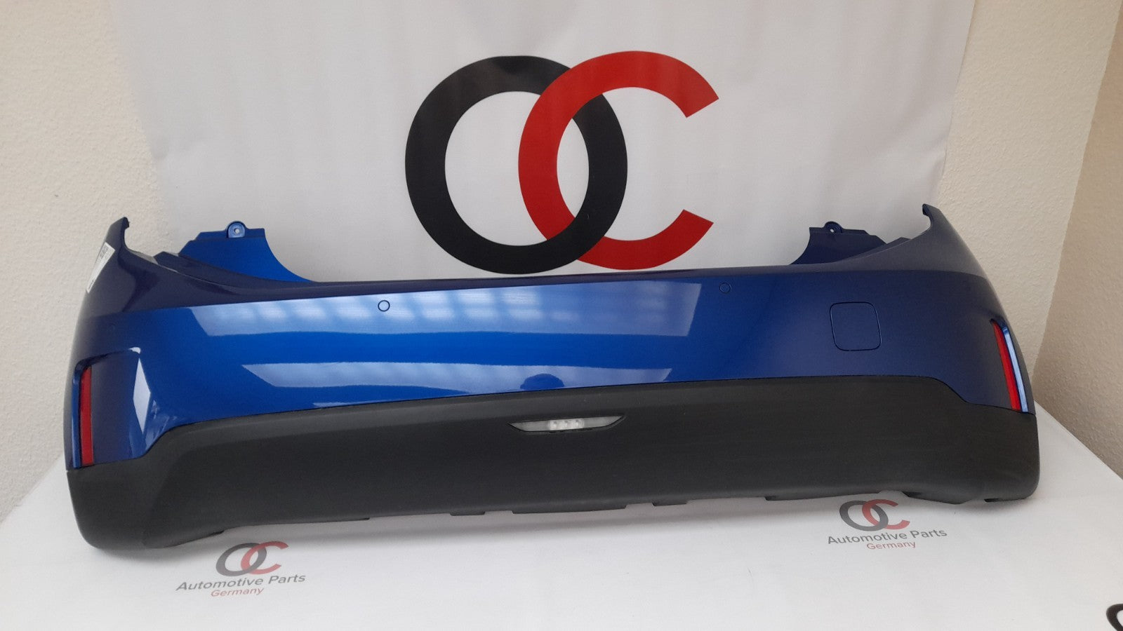 Original Mini J01 Cooper SE hinten Stoßstange bumper Blazing blue PDC KAMERA