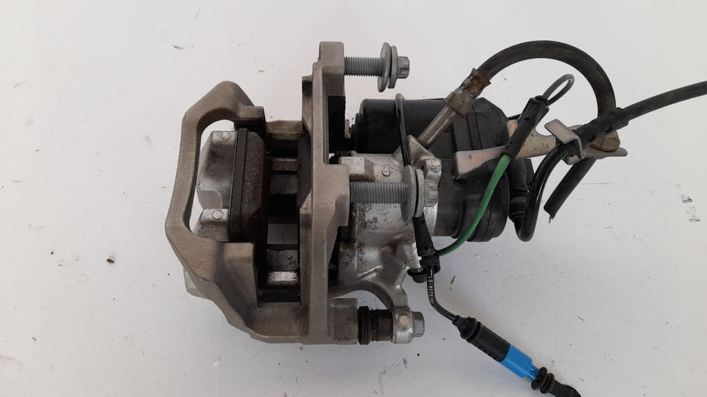 Original BMW G20 G21 G22 G29 Bremssattelgehäuse Träger hinten rechts 8836845