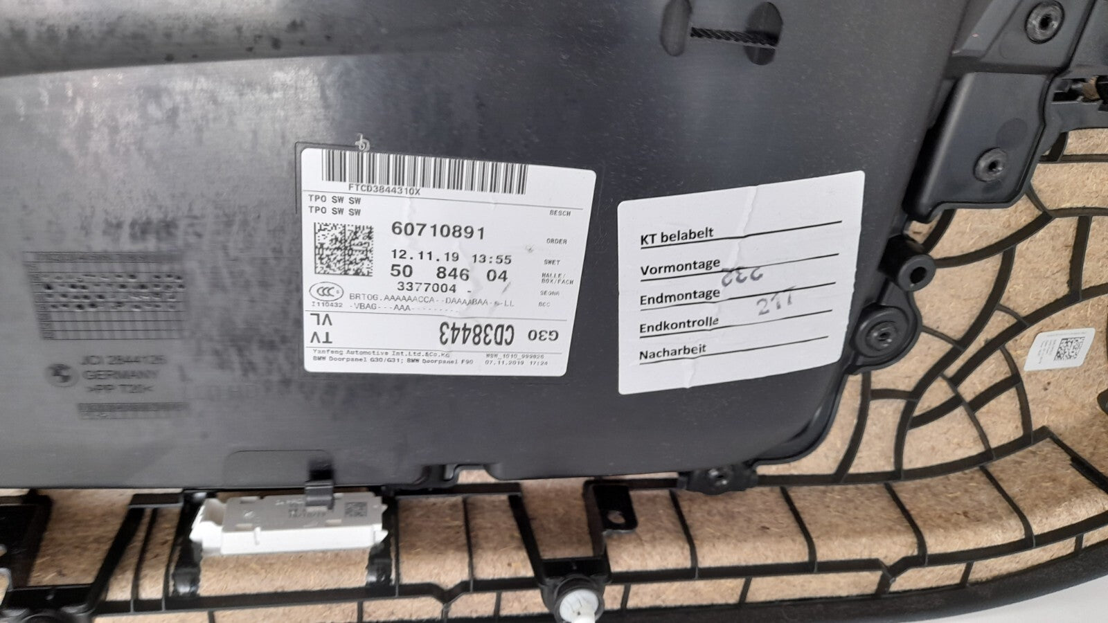 BMW 5er G30 G31 LCI Türverkleidung Tür verkleidung Vorne Links  Door cover left [129]