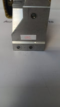 BMW Adapter rechts F90 F91 F92 F93 G11 G12 G14 G15 G16 G30 G31 G32 51117357216