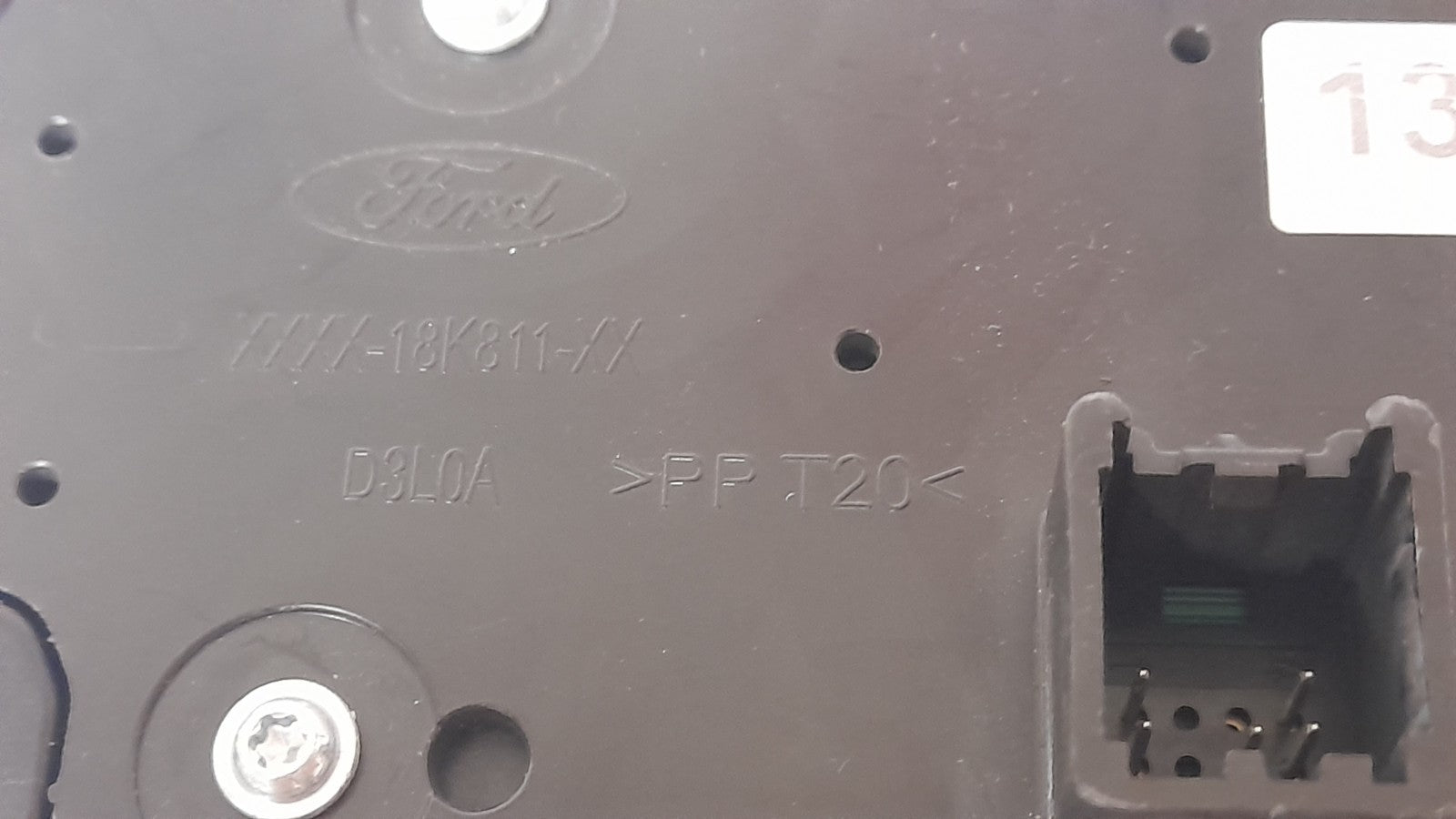 Original Ford FOCUS III RADIO BEDIENUNGSELEMENTE F1ET-18K811-HC