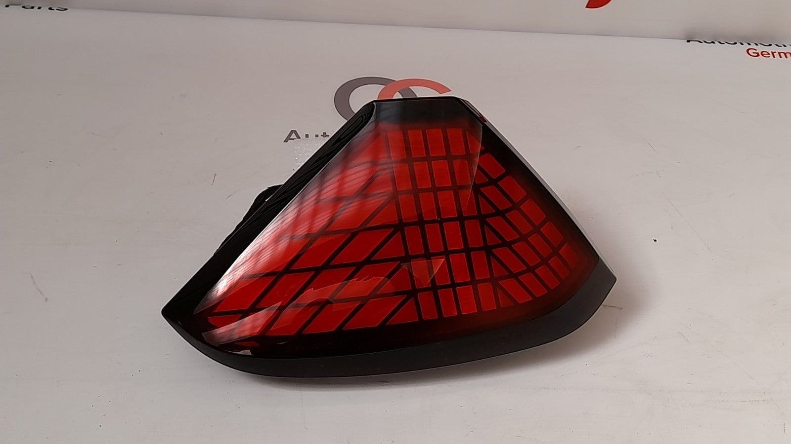 MINI F65 Heckleuchte LED  rechts / rear light LED 63215A1DBA6 6606830012