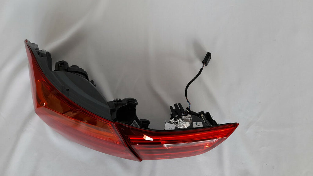 Original BMW X1 F48 Heckleuchte links aus 7488541 7350695 Rückleuchte trunk [199]