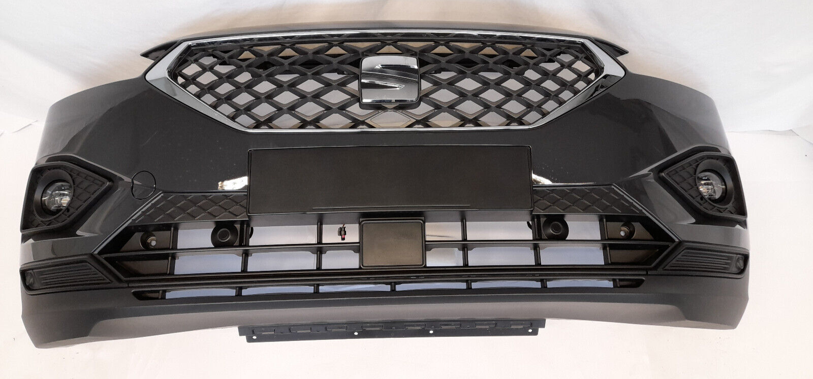 Original Frontstoßstange Stoßstange Vorne SEAT TARRACO I7F URANOGREY