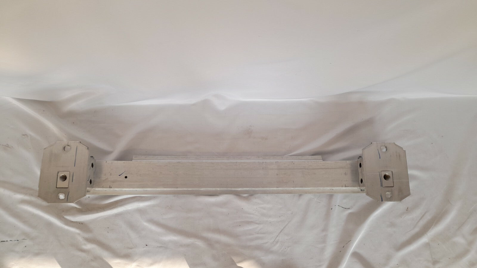 BMW X3 2.0 F25 Träger Stoßfänger hinten carrier bumper 7210071 Aufpralldämpfer