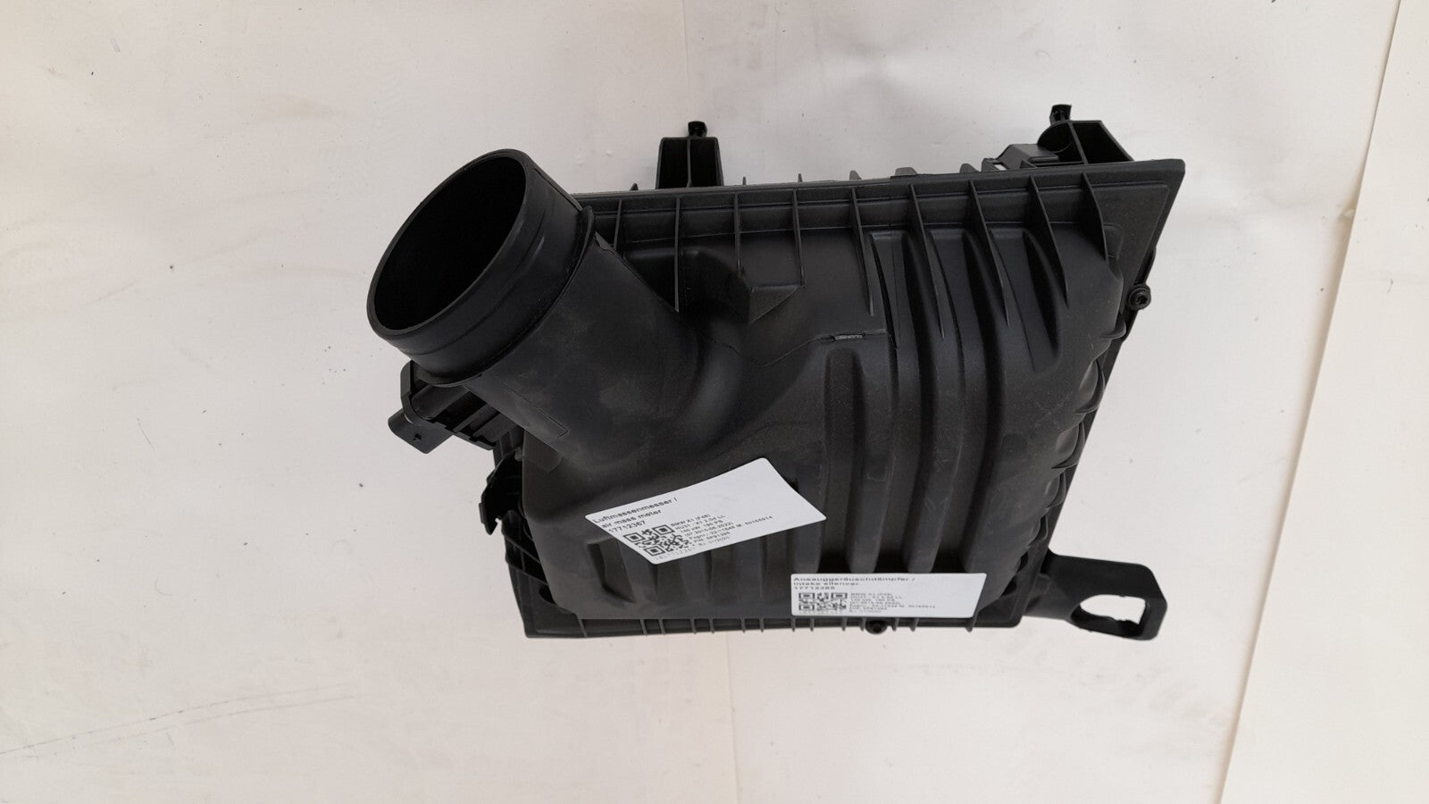 BMW X1 F48  Ansauggeräuschdämpfer Luftfilterkasten luftmassenmesser air filter