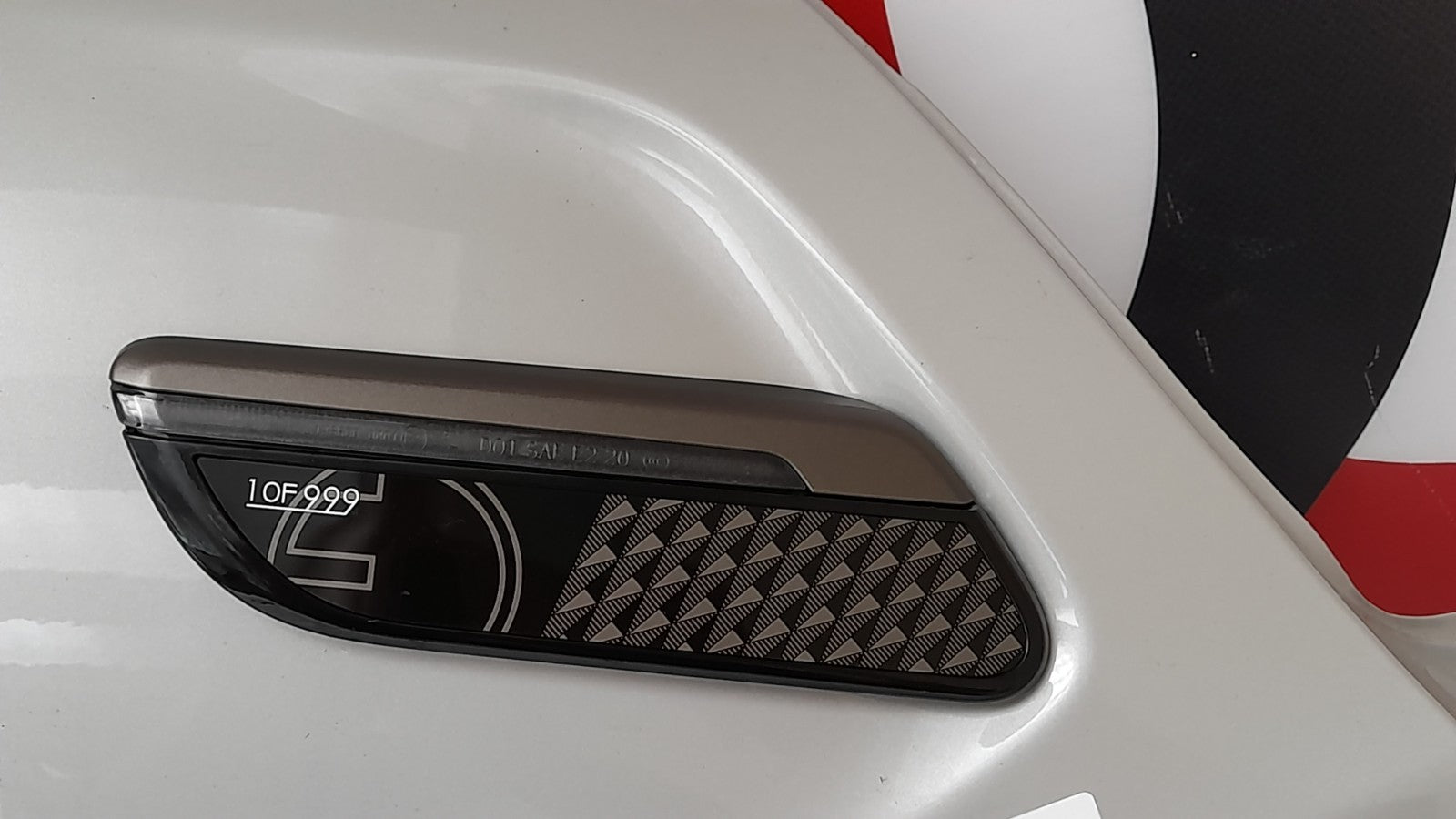 Mini Cabriolet F57 Seitenwand rechts white-silver metallic 7374522 side panel