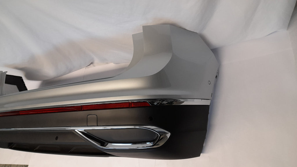 Original VW Tiguan AX1 Facelift Stoßstange Stoßfänger hinten Reflexsilber 6x PDC