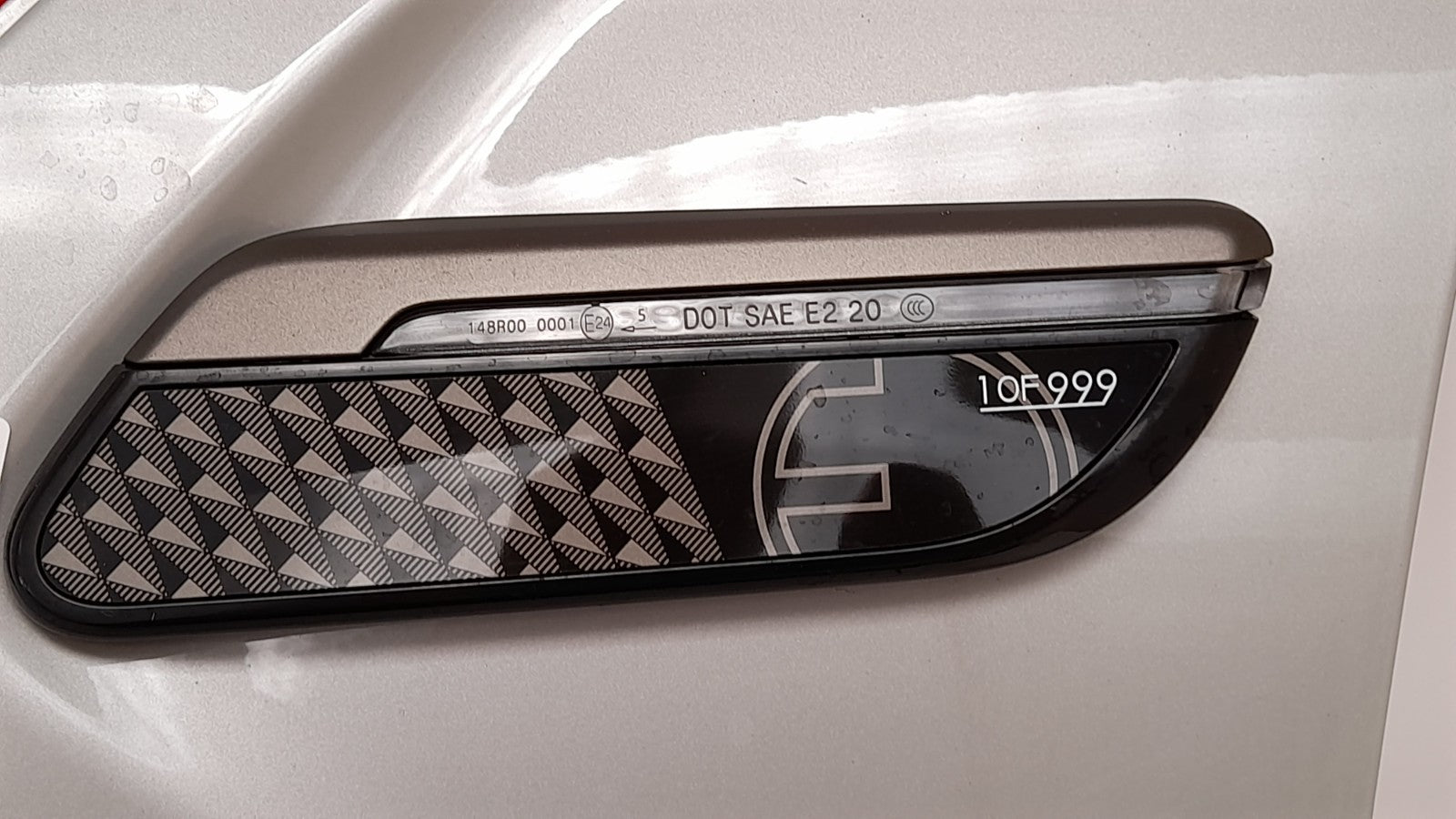 Mini Cabriolet F57 Seitenwand links white-silver metallic 7374521 side panel