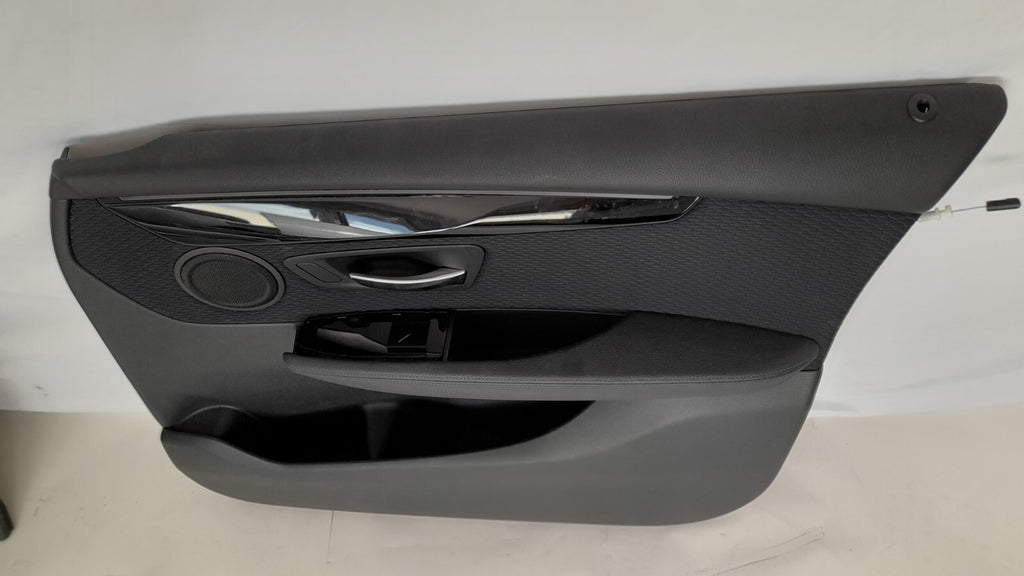 BMW 216d 2er Tourer F46 Vorne Türverkleidung verkleidung Rechts