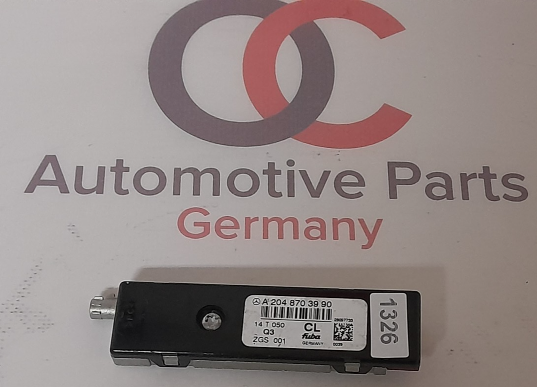 MERCEDES-BENZ E Coupé C207 C-Säulen-Antennenverstärker links A2048703990