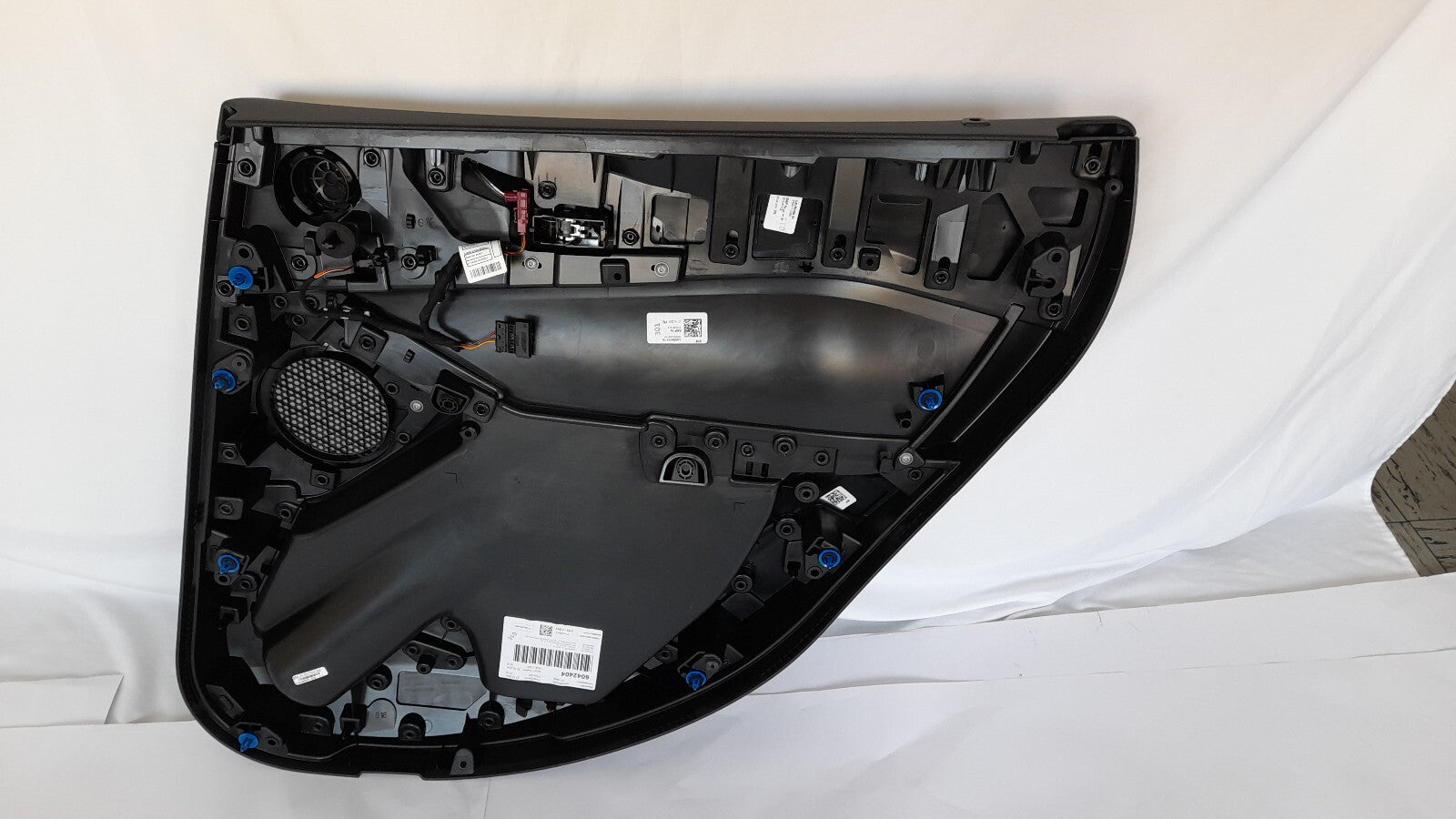 BMW 2er Active Tourer  hinten links Leder  Türverkleidung +Harman Kardon Speaker