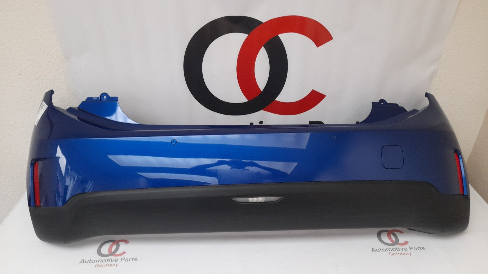 Original Mini J01 Cooper SE hinten Stoßstange bumper Blazing blue PDC KAMERA