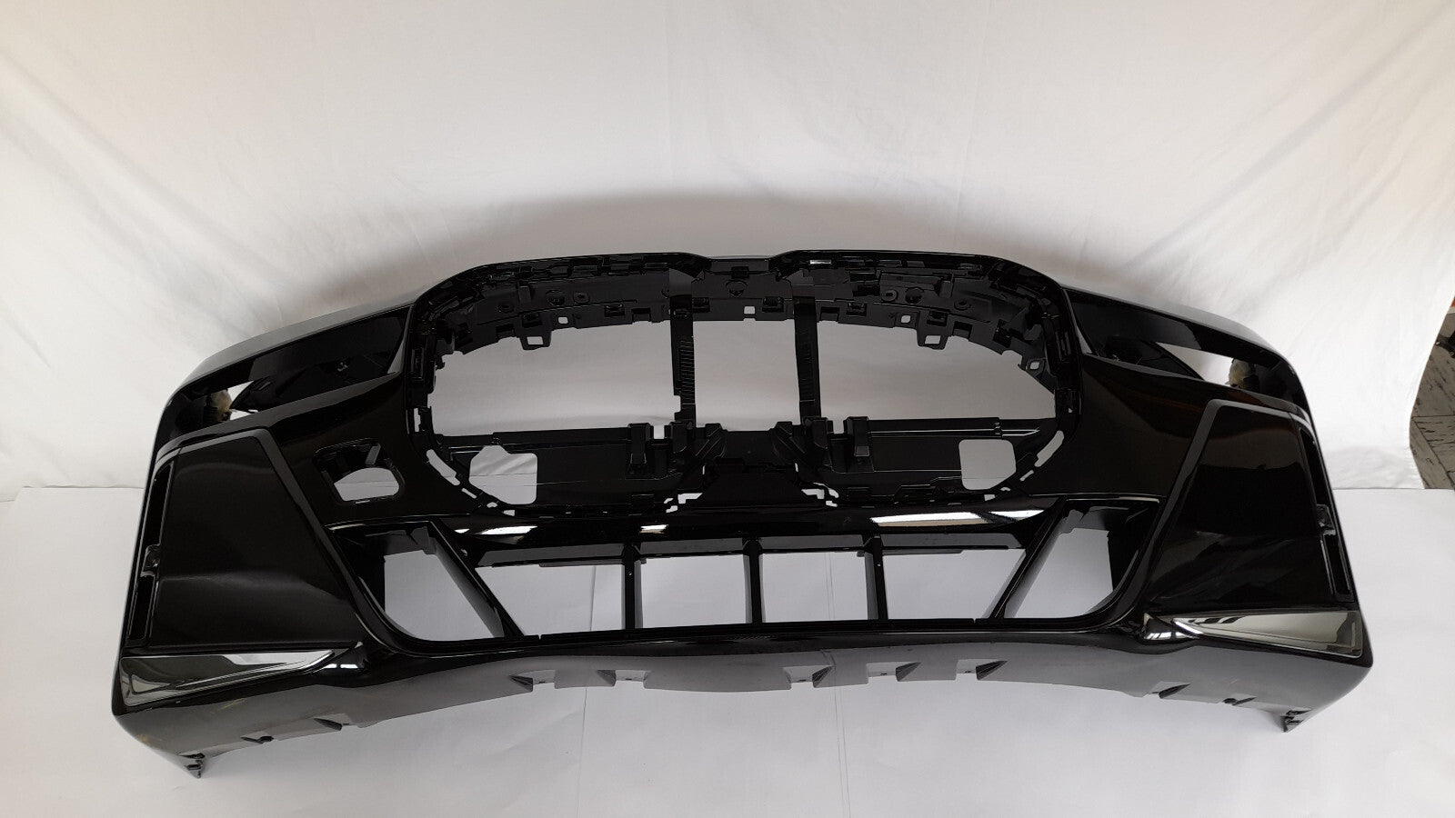BMW 7er G70 Front stoßfänger Bumper  Blacksapphire Stoßstange MSP  M Paket Pro [1699]