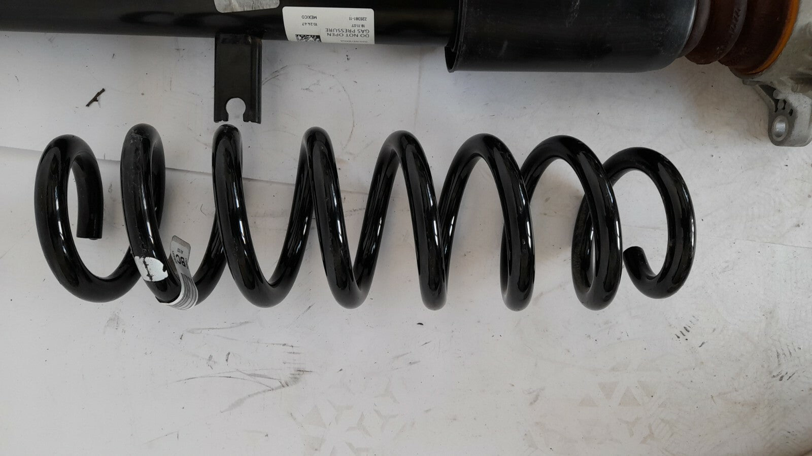 BMW 3er G20 G21 Federbein Stoßdämpfer hinten links Zusatzdämpfer shock absorber