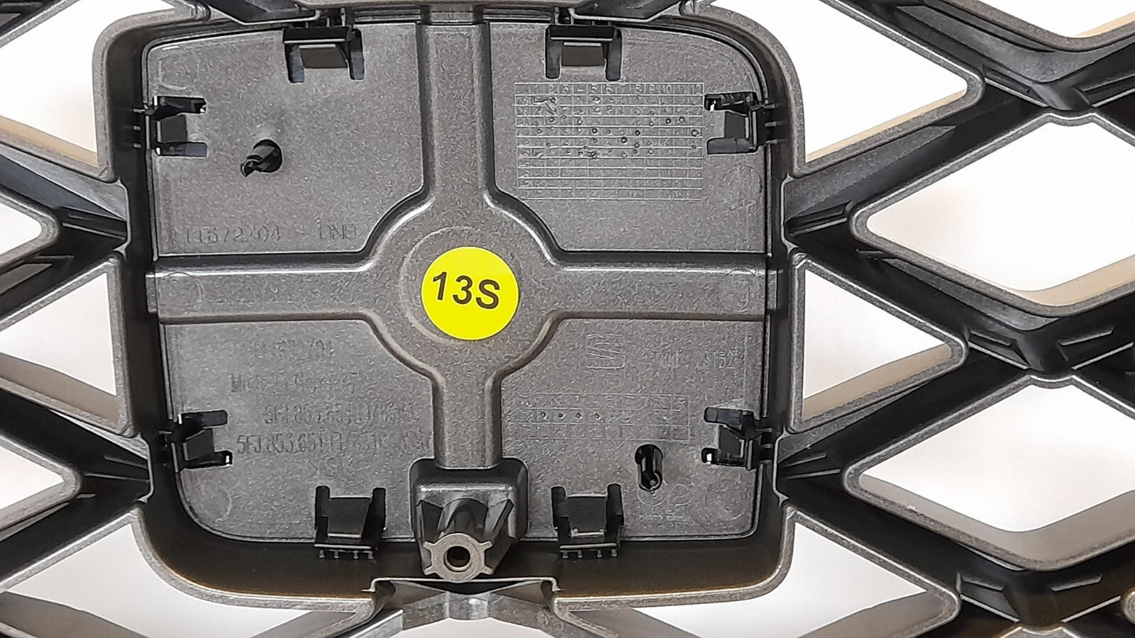 Original Frontstoßstange Stoßstange Vorne SEAT TARRACO LA7W REFLEX SILBER