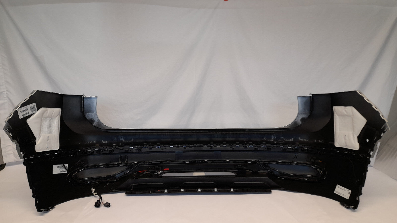 Original VW Tiguan AX1 Facelift Stoßstange Stoßfänger hinten Reflexsilber 6x PDC