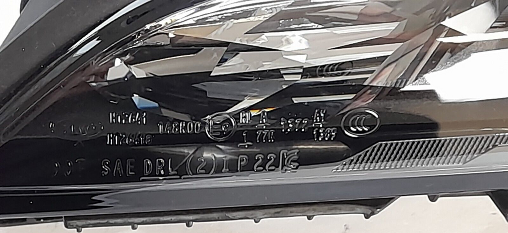 Original BMW 7er G70 Headlight LED Frontscheinwerfer 9879935Linke Scheinwerfer