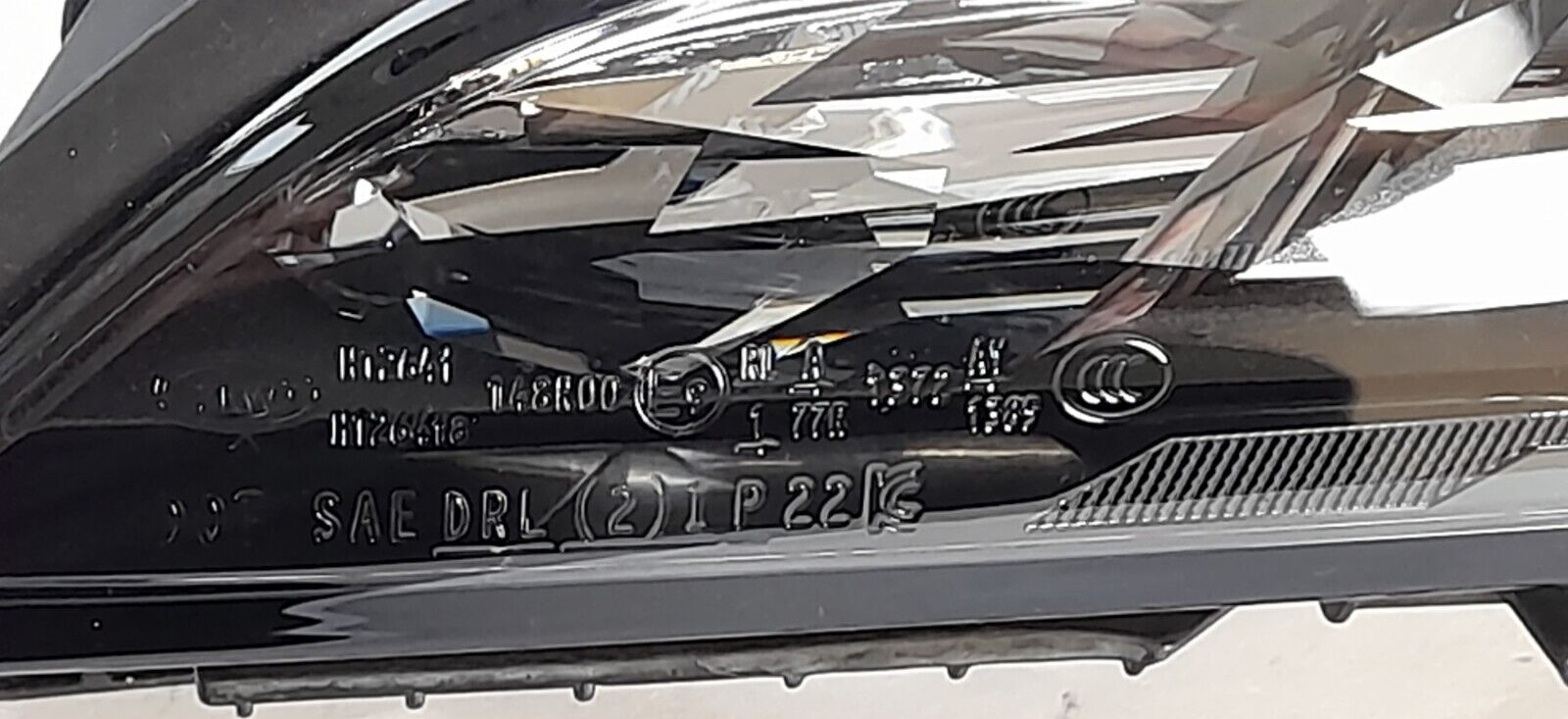 Original BMW 7er G70 Headlight LED Frontscheinwerfer 9879935Linke Scheinwerfer