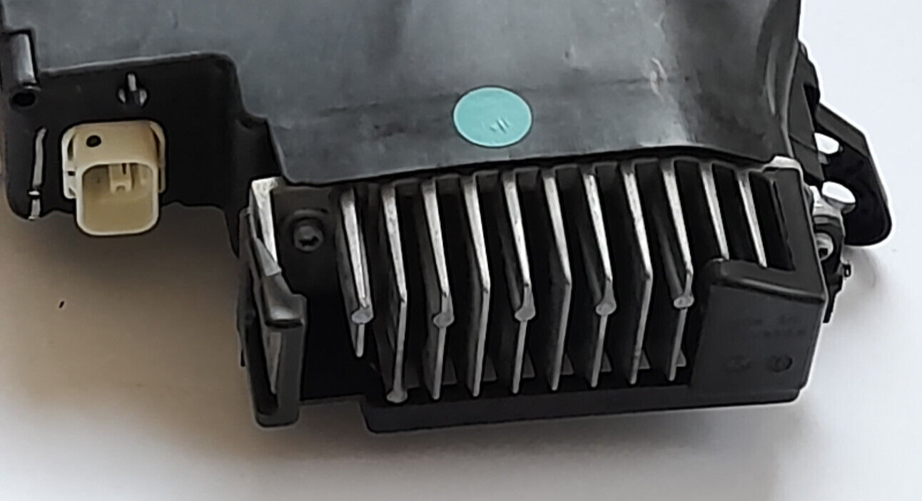 Original BMW  G70 Headlight LED Frontscheinwerfer 9879936 Rechte Scheinwerfer