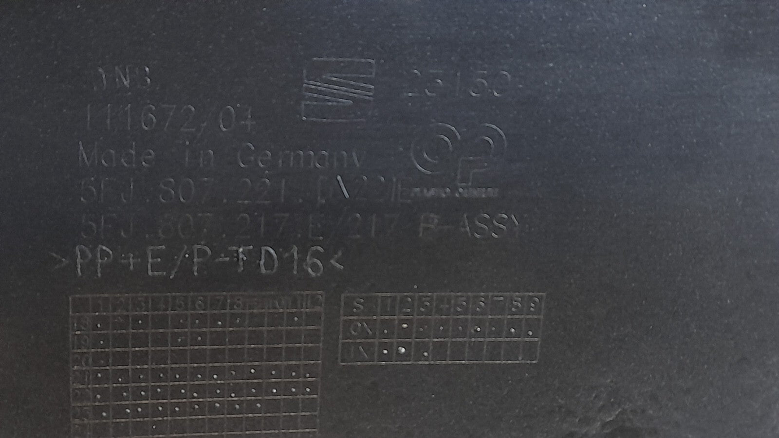 Original Frontstoßstange Stoßstange Vorne SEAT TARRACO LA7W REFLEX SILBER