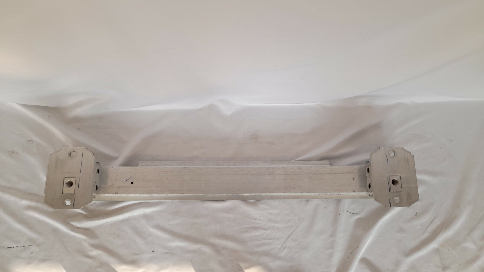 BMW X3 2.0 F25 Träger Stoßfänger hinten carrier bumper 7210071 Aufpralldämpfer