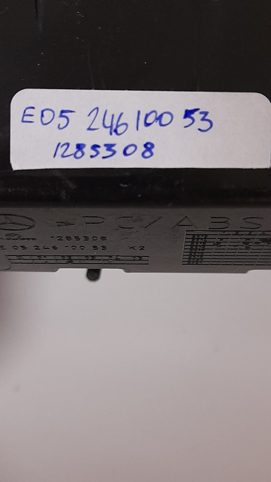 Mercedes Benz B200 W246 Ablagefach Mittelkonsole Fach Ablage A2466803450