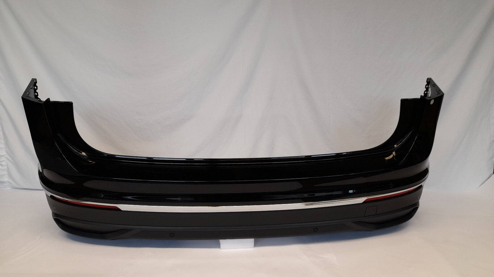 Original VW Tiguan AX1 Facelift Stoßstange Stoßfänger hinten Deepblack C9X [359]