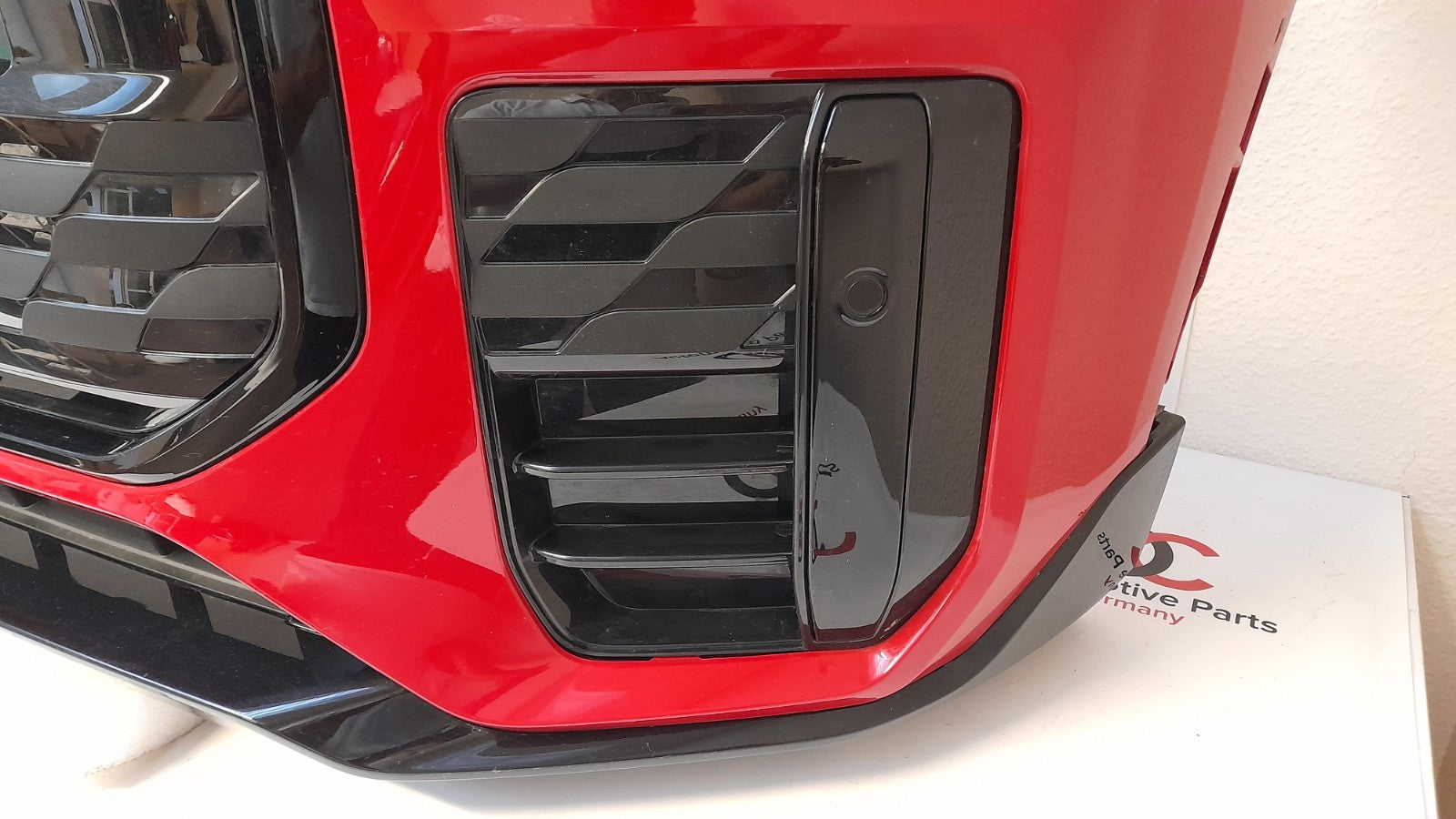 Original Mini Cooper Mini U25 Stoßfänger vorne Stoßstange bumper red PDC