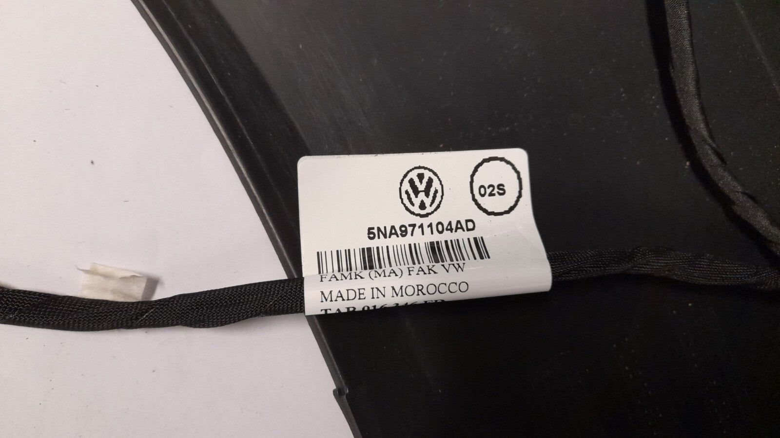 Original VW Tiguan AX1 Facelift Stoßstange Stoßfänger hinten Deepblack C9X 6xPDC