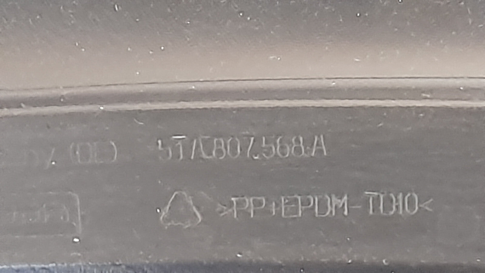 Original Stoßstange hinten Heckstoßstange VW TOURAN 5T 4PDC HELLELFENBEIN