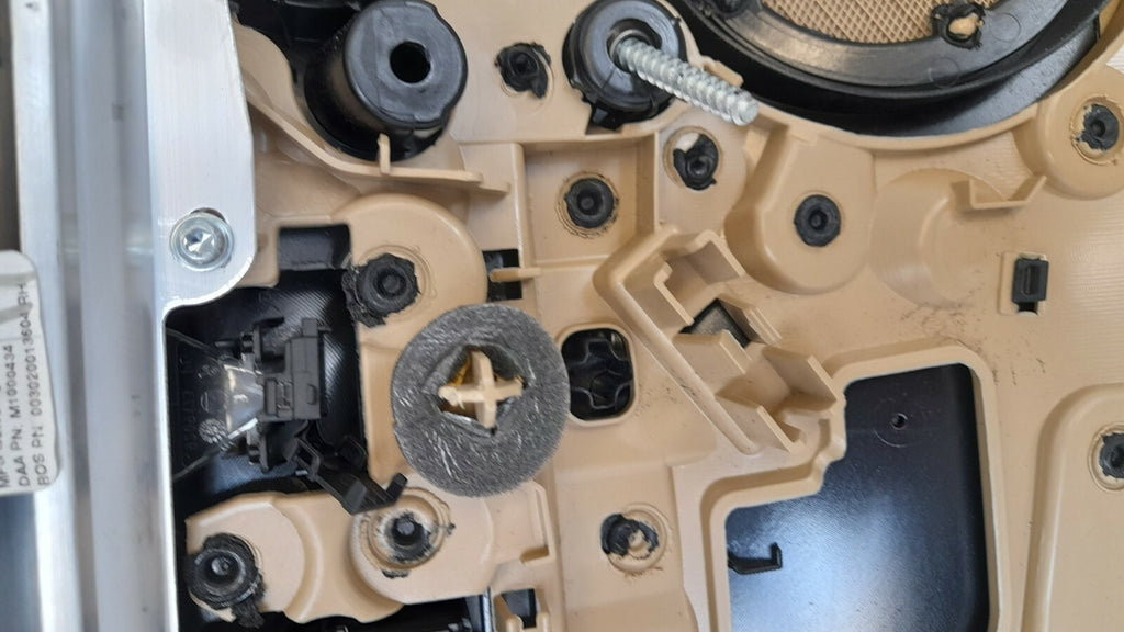 BMW X3 F25 Türverkleidung Verkleidung Hinten rechts Bowdenzug Türöffner Bowden