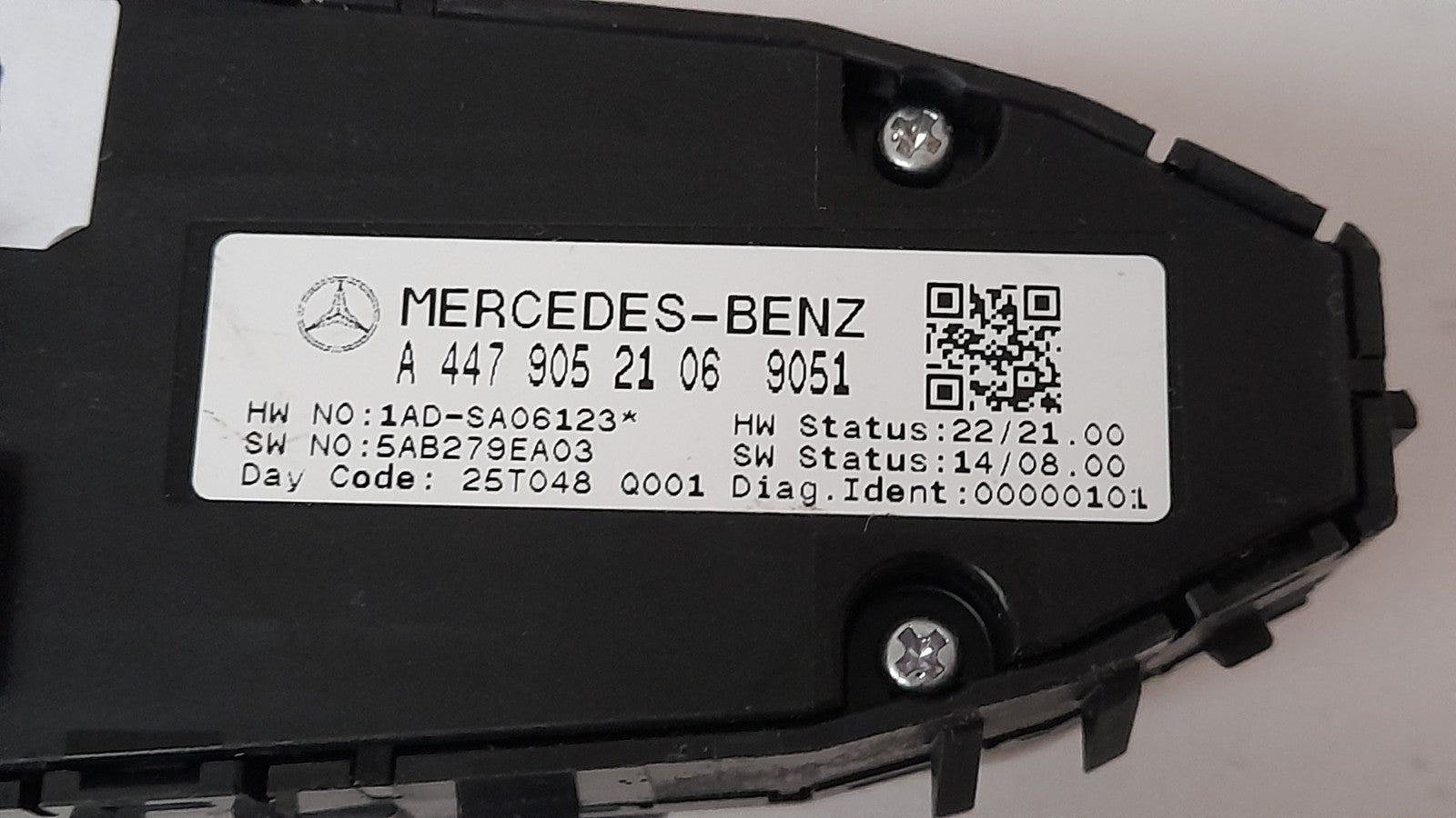 Original Mercedes-Benz  Elektrisches Fenster Schalter A4479052106