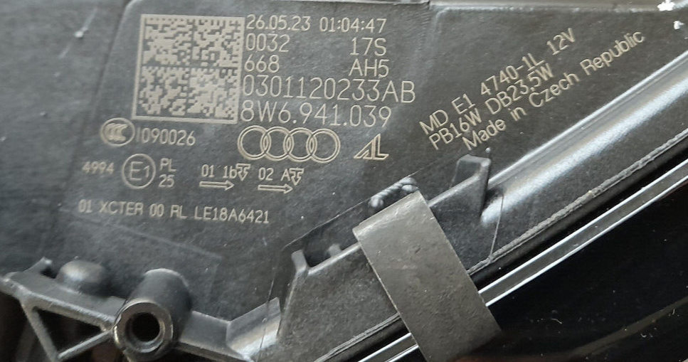 Original Audi 8W6941039 A5 S5 RS5 Matrix-Beam LED Scheinwerfer links Komplett