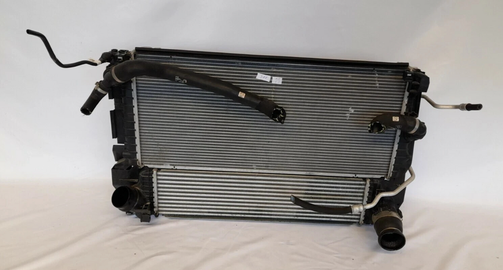 BMW X1 F48 2.0d Kühler 8586321 Kondensator 9271207 Ladeluftkühler 7617598 [979]